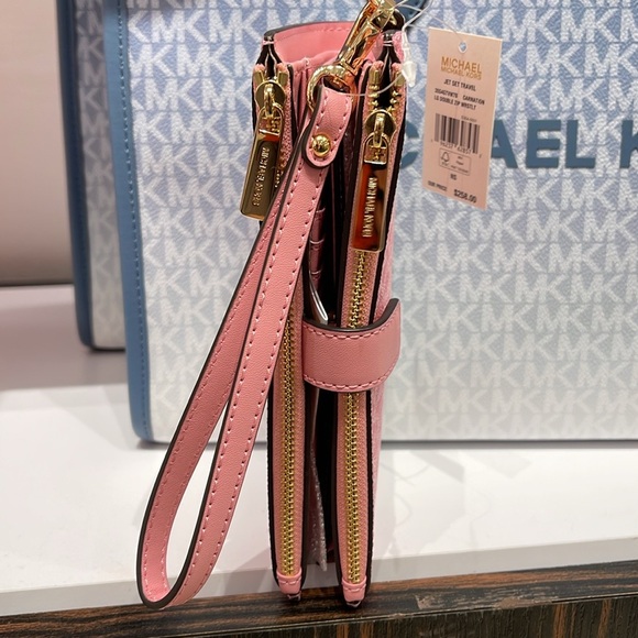 MICHAEL KORS
Jet Set Large Ombré Logo Double-Zip Wristlet-Wallet-Phone Case NWT - Picture 3 of 16